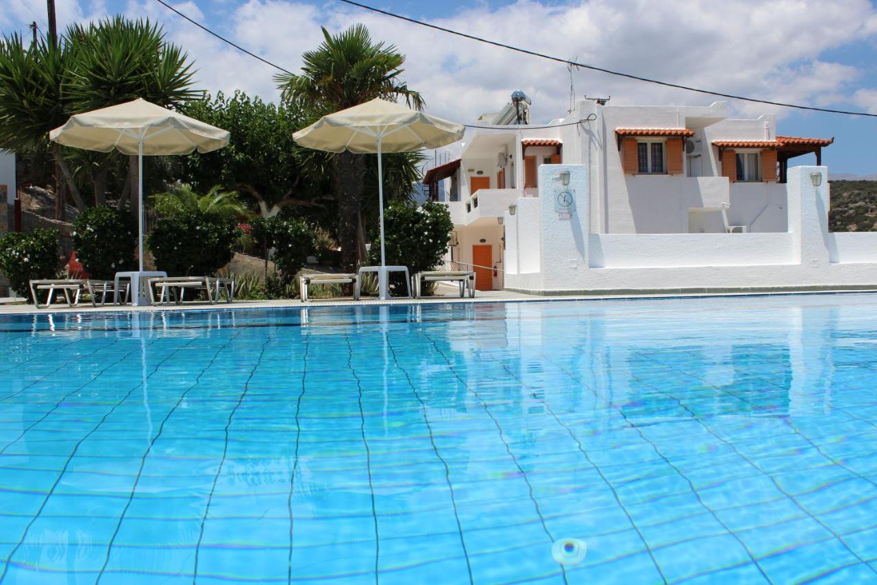 Villa Angela إسترو المظهر الخارجي الصورة
