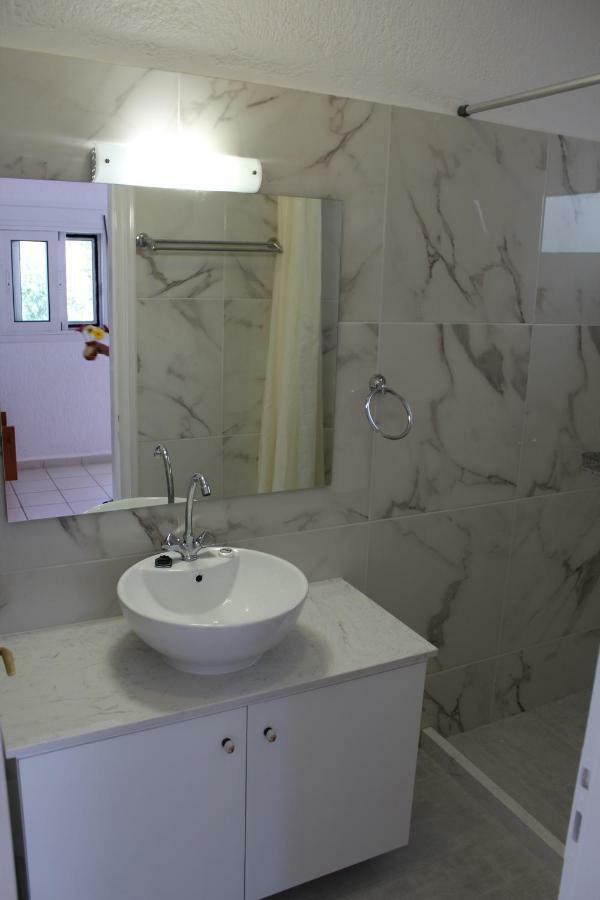 Villa Angela إسترو المظهر الخارجي الصورة
